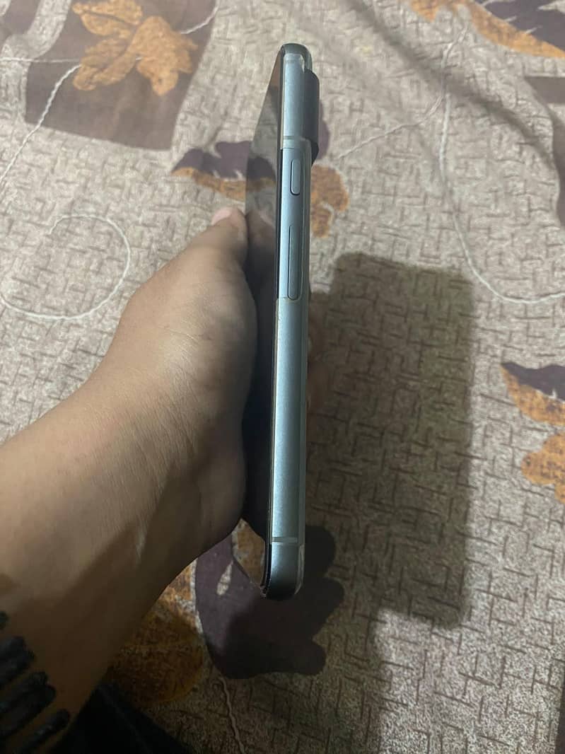 Google Pixel 8 2