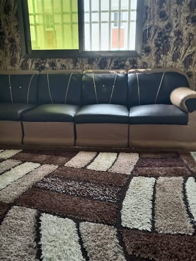 4 seater sofa set.