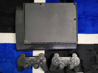 PlayStation 3 (PS3) Slim – Iconic Games Bundle – Excellent Condition