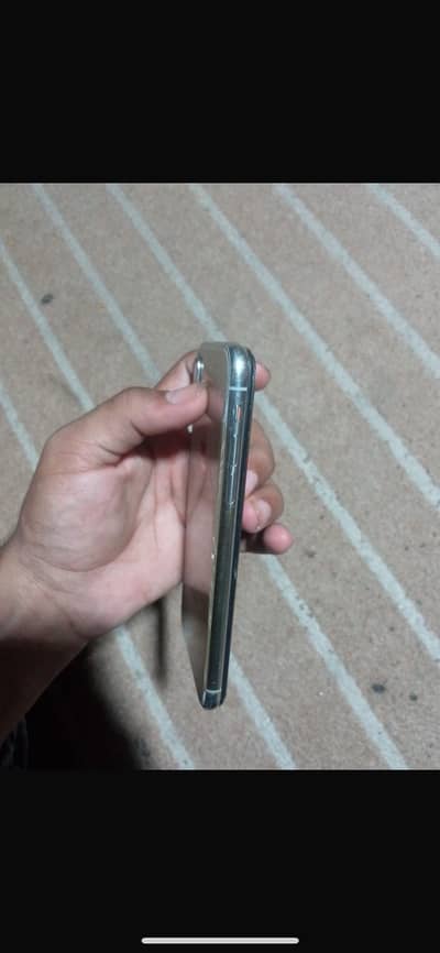 Apple iPhone XS