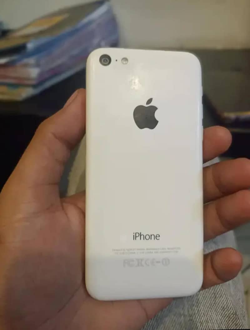 Apple iPhone 5c 1