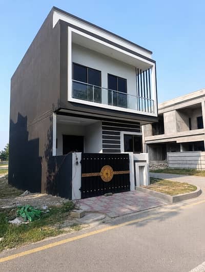 3.5 Marla Corner House For Sale B Block, New Metro City, Sarai Alamgir