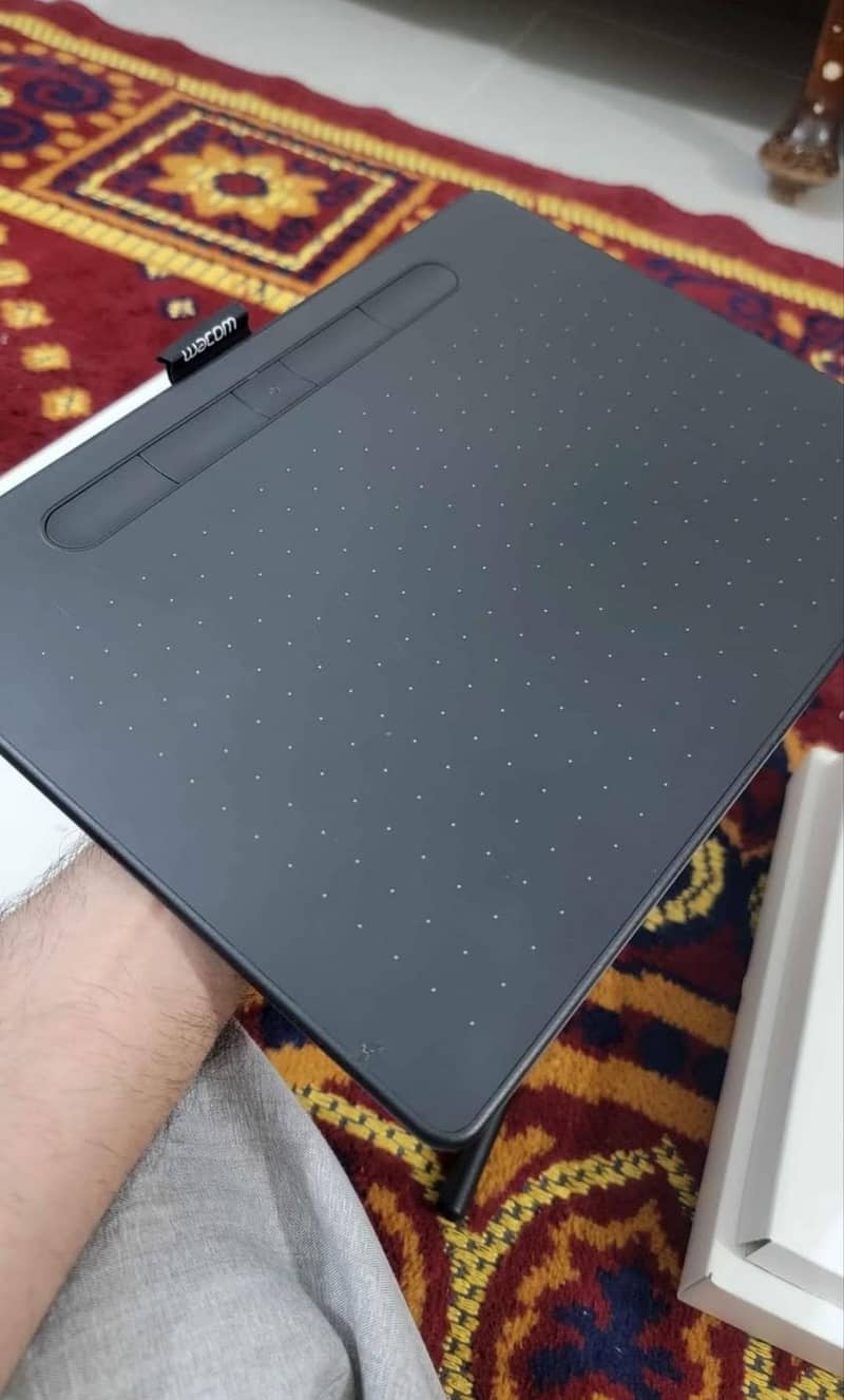 Wacom CTL6100 Tablet 7