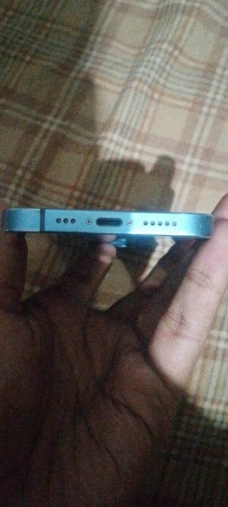 Apple iPhone 13 5