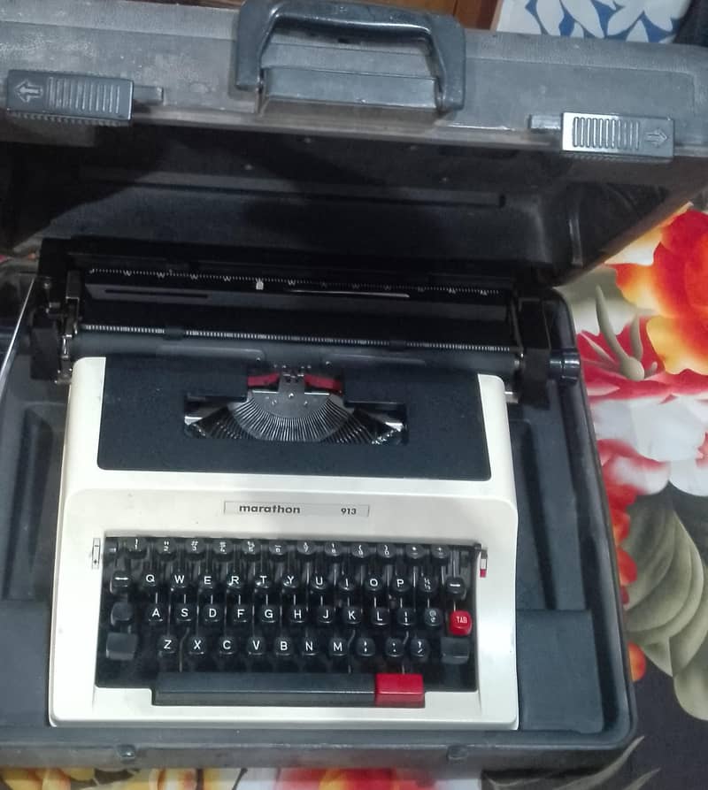 type Writer 0