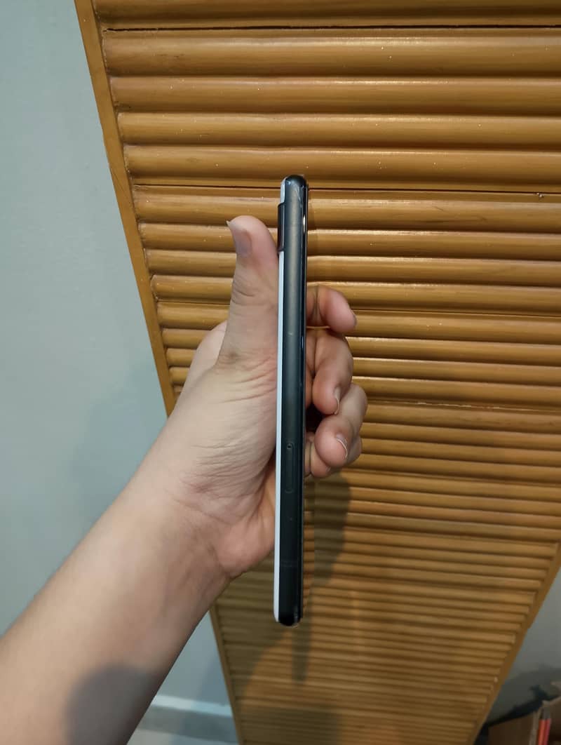 Google Pixel 6a 4