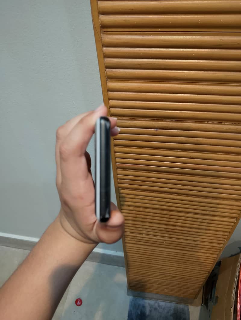 Google Pixel 6a 5