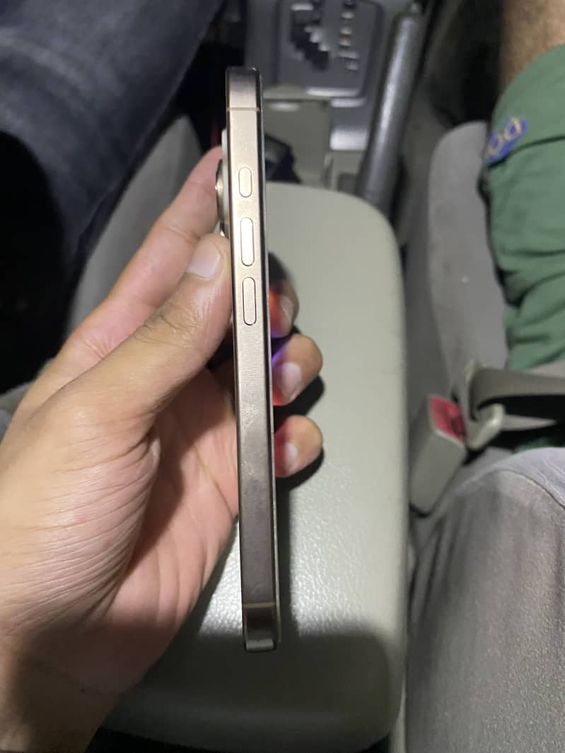 16 pro 4