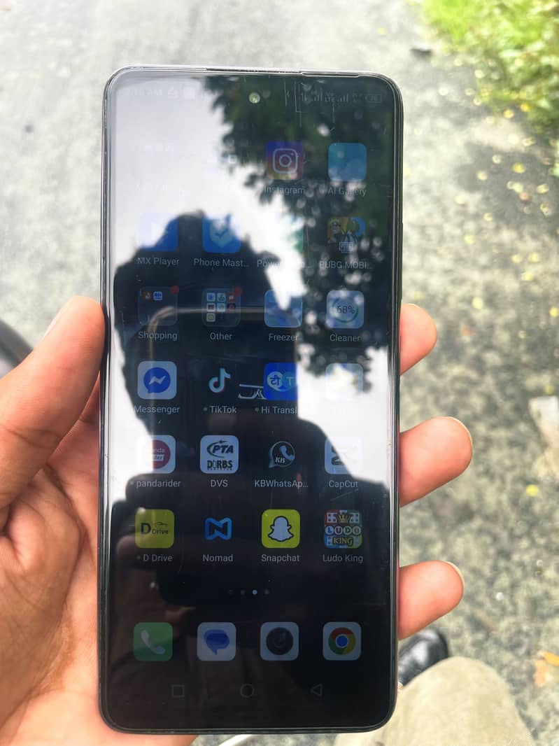 Infinix note 10pro 4