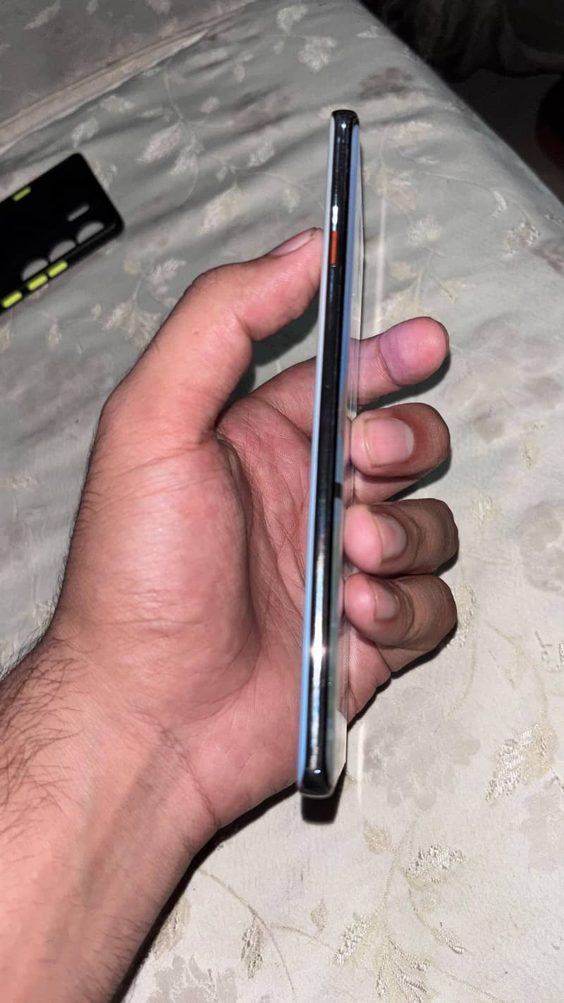 Tecno CAMON 40 Pro 5