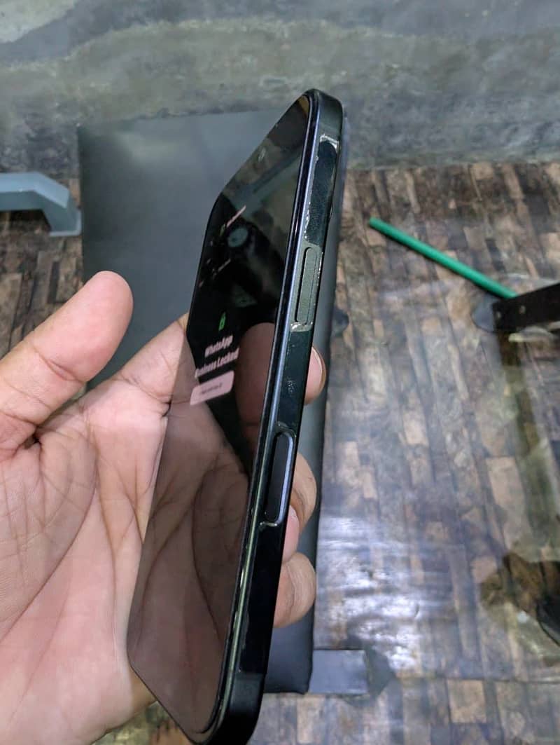 Iphone 16 (SIM LOCK) 1