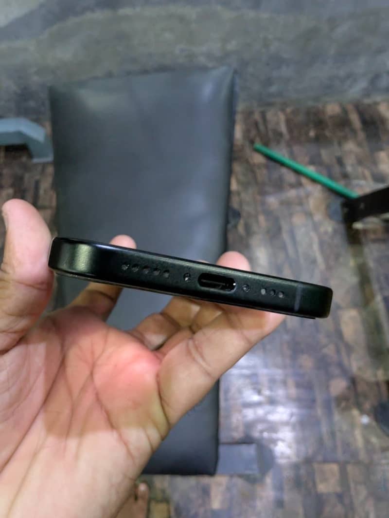 Iphone 16 (SIM LOCK) 2