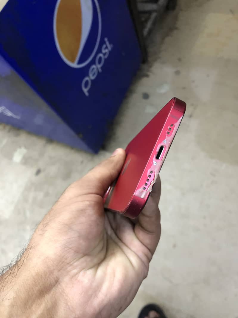 iPhone 13 10