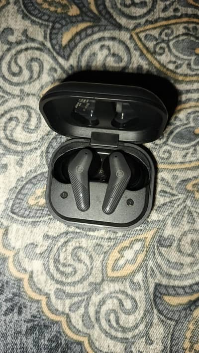 Zero Gravity air Birds 10 by 9 condition