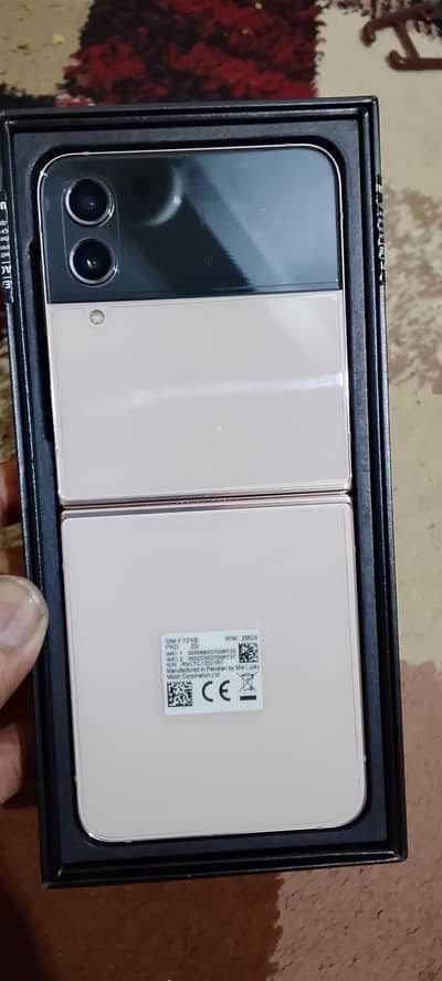 samsung Zflip4 8/256gb official pta aproved