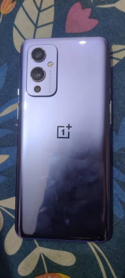 One Plus 9 10/10 conditon