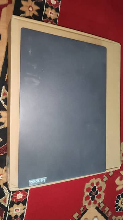 Lenovo v15 1L