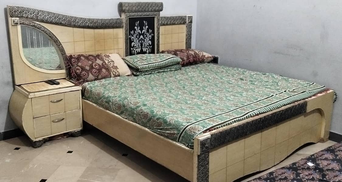 Full Bed Set 0