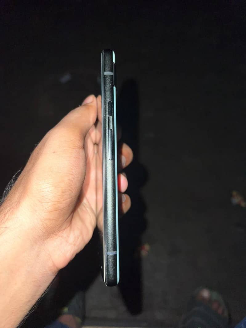 Google Pixel 6a 4