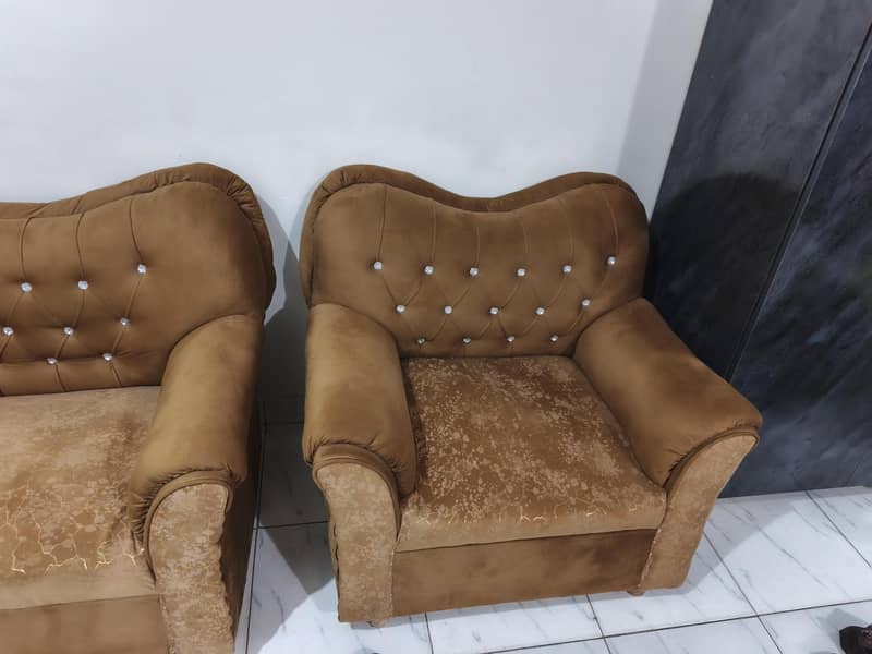 5 Seater sofas 1