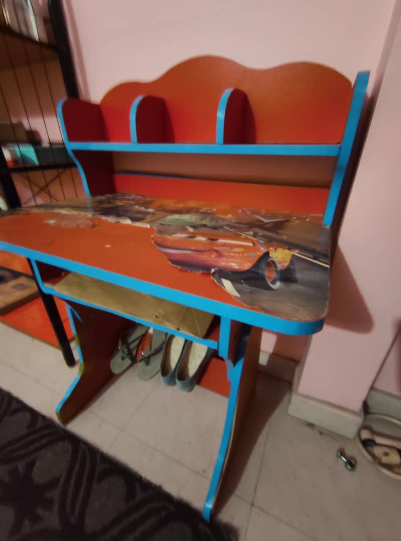 Kids study table 2