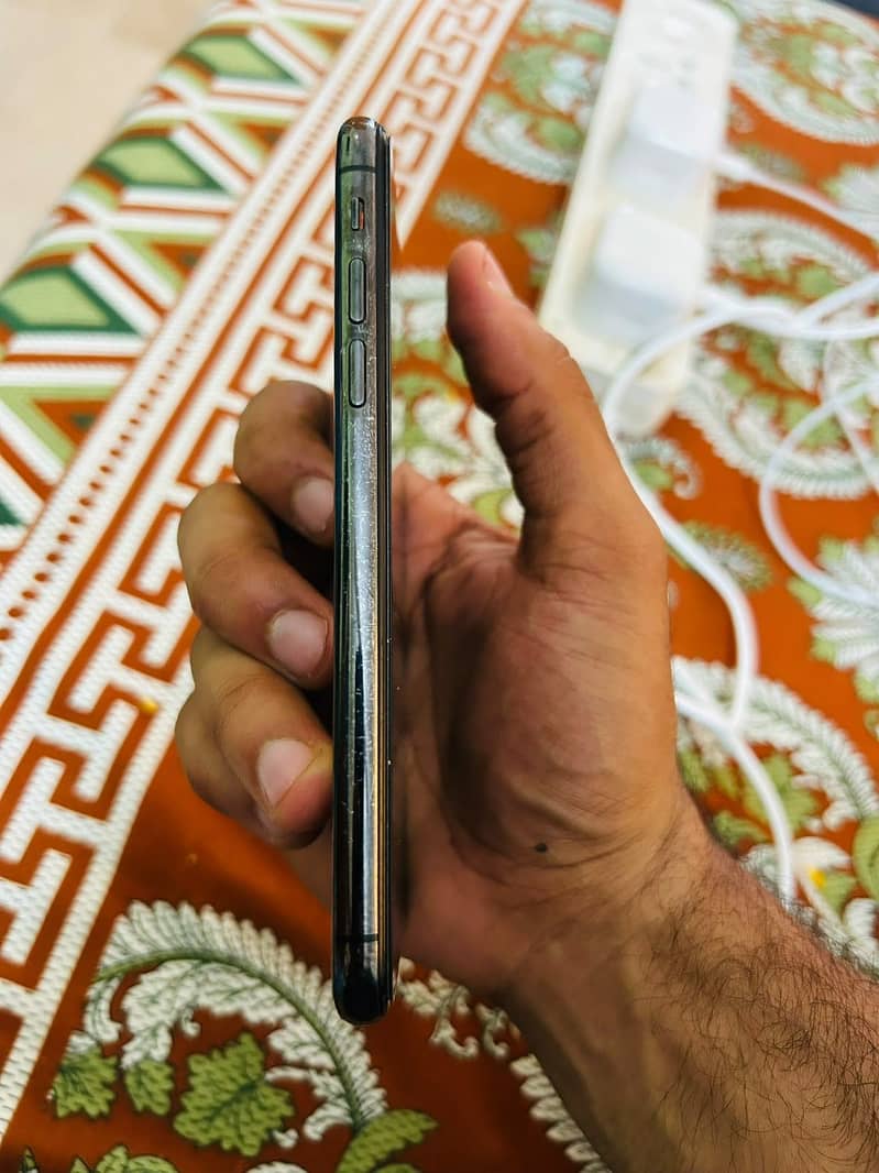 Apple iPhone X 1