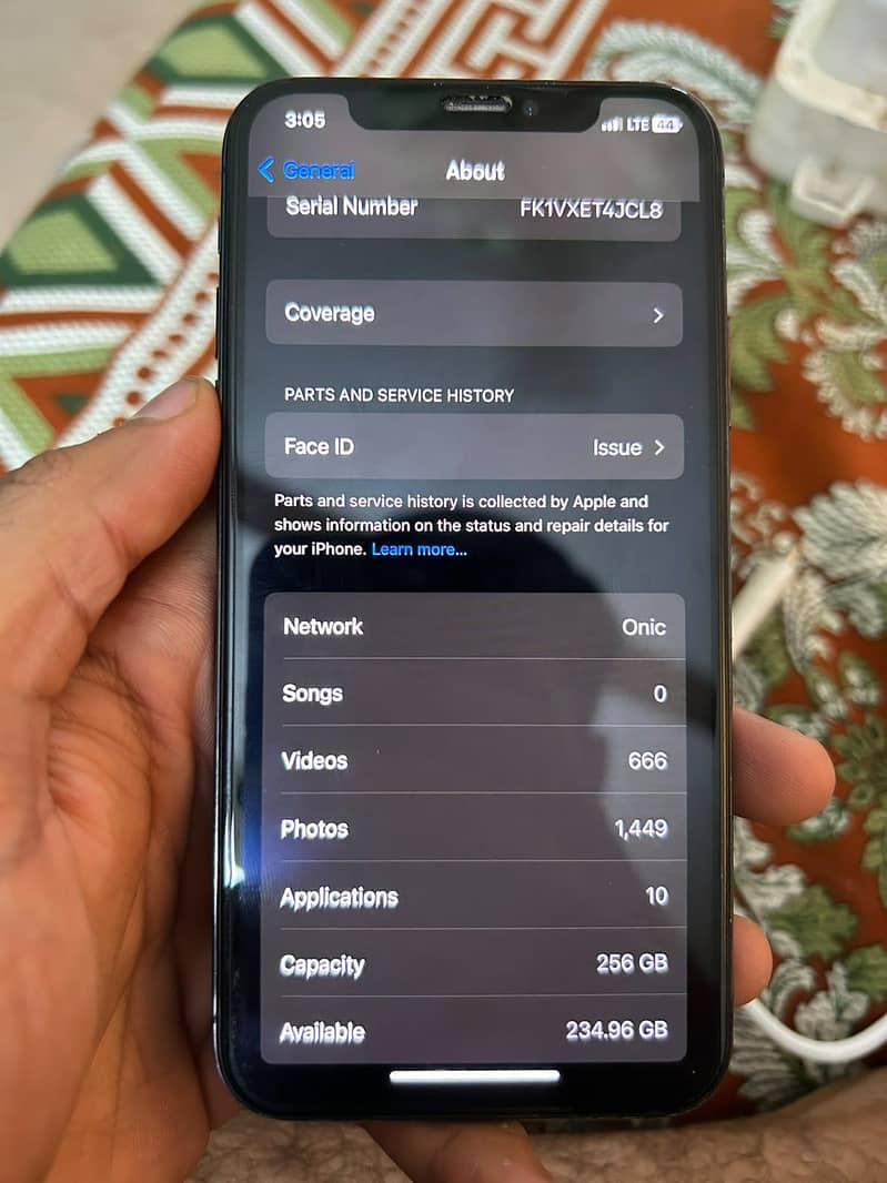 Apple iPhone X 5