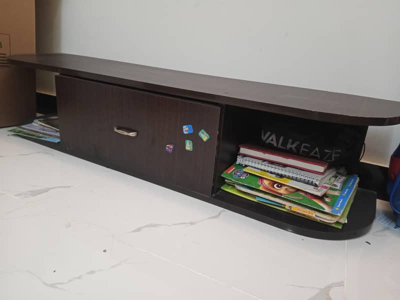 TV wall console 1