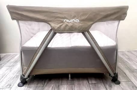 Nuna Travel Cot