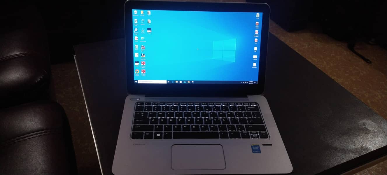 HP Folio 1
