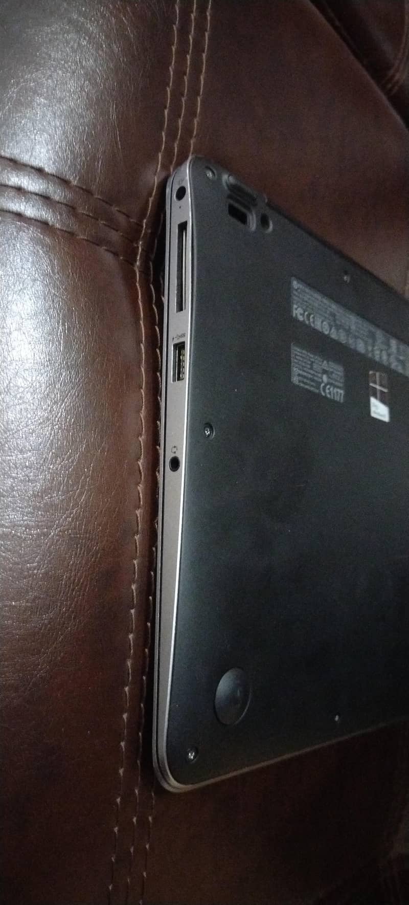 HP Folio 4