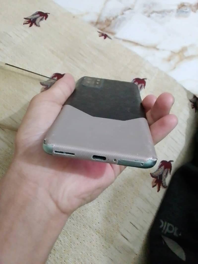 One Plus 8T 3