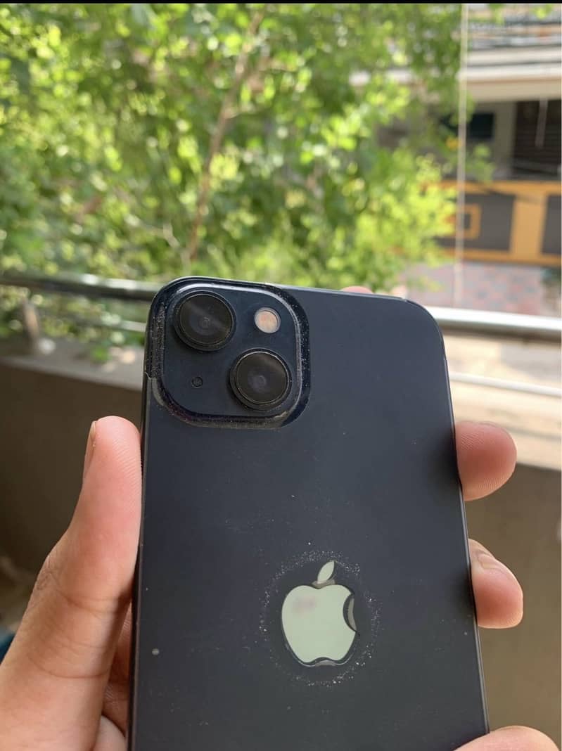 Apple iPhone 13 2