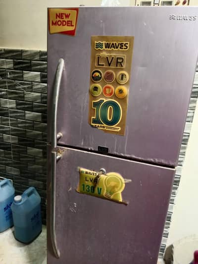 waves refrigerator 10 of 10 condition  demand 1 lac kami peshi hojaegi
