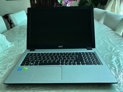 Acer Laptop For Sale - Excellent Condition