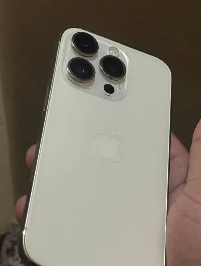 iPhone 14 Pro 3