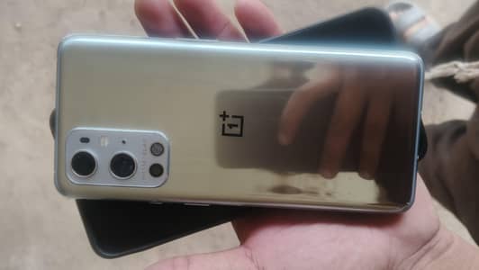 OnePlus 9 Pro 12GB 256GB PTA Approved - 1 Green Line