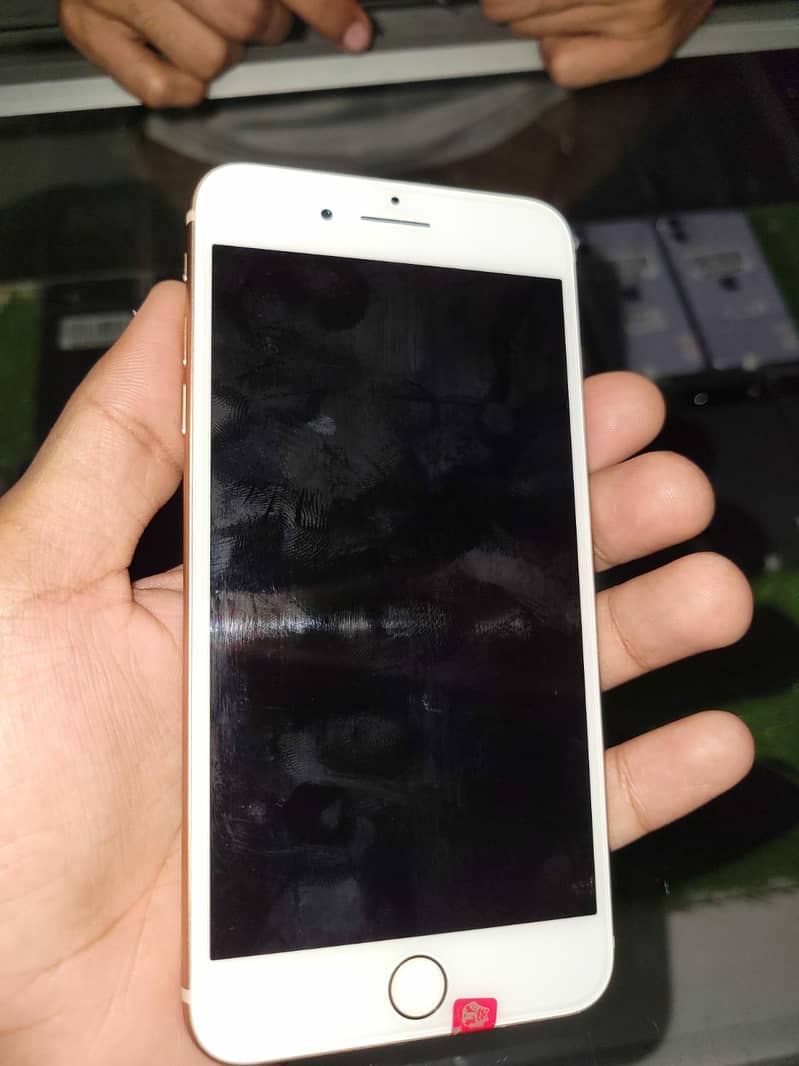 iPhone 8 plus 3