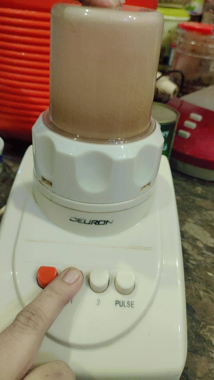 juicer machine 4