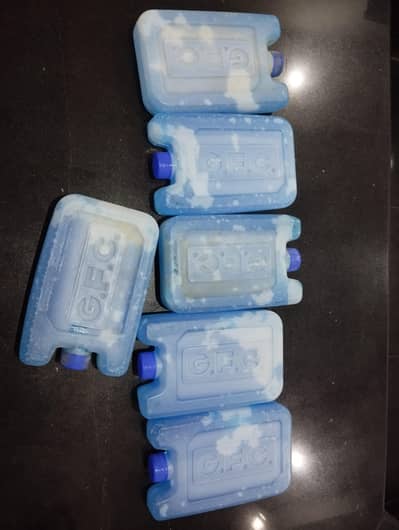 Aircooler gel bottles n kitchen light