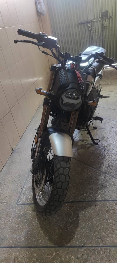 lifan kpm 200