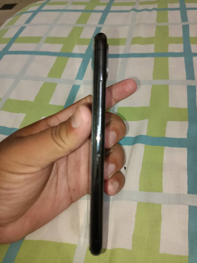 Apple iPhone X 2