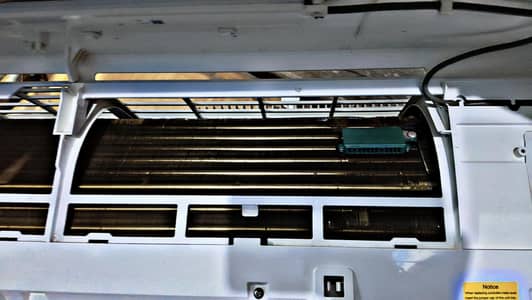gree Non inverter Ac 1.5 toun bilkul new hai