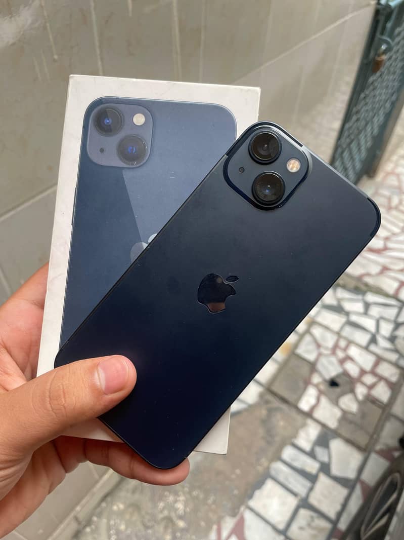 Apple iPhone 13 2