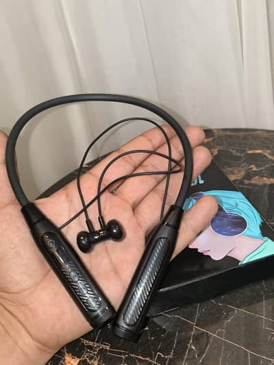 New Design neckband available