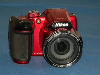 Nikon Coolpix B500 Red (Limited Edition) - 40x Zoom+64GB SD Card+Cells