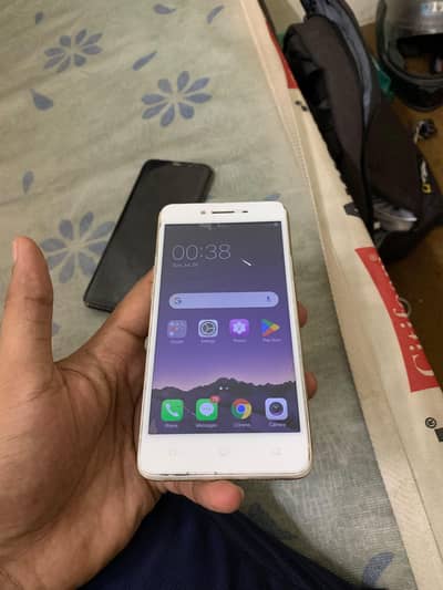 OPPO A37