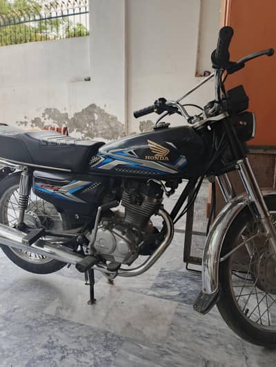 CG 125 2014A model