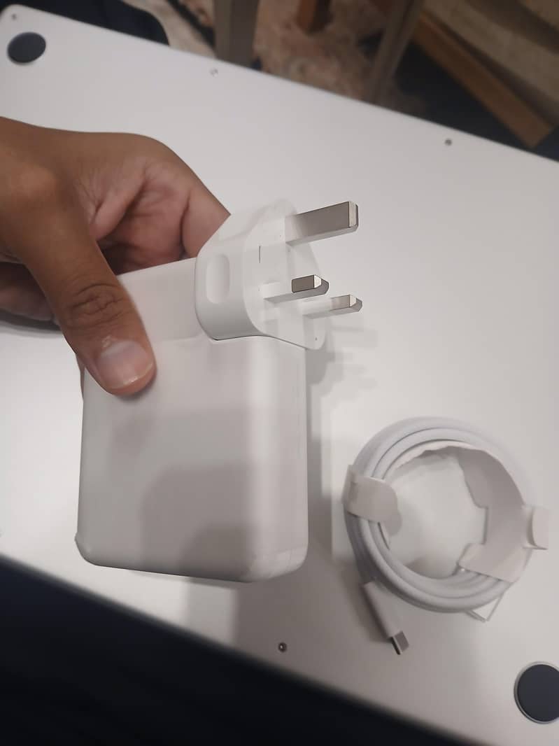 Macbook Pro M2 Max 2