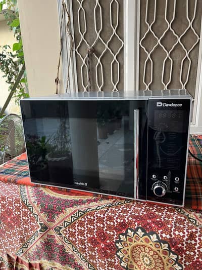 Dawlance 131 HP Microwave Oven – 27 Dishes Like New, Bohat Kam Use Hua